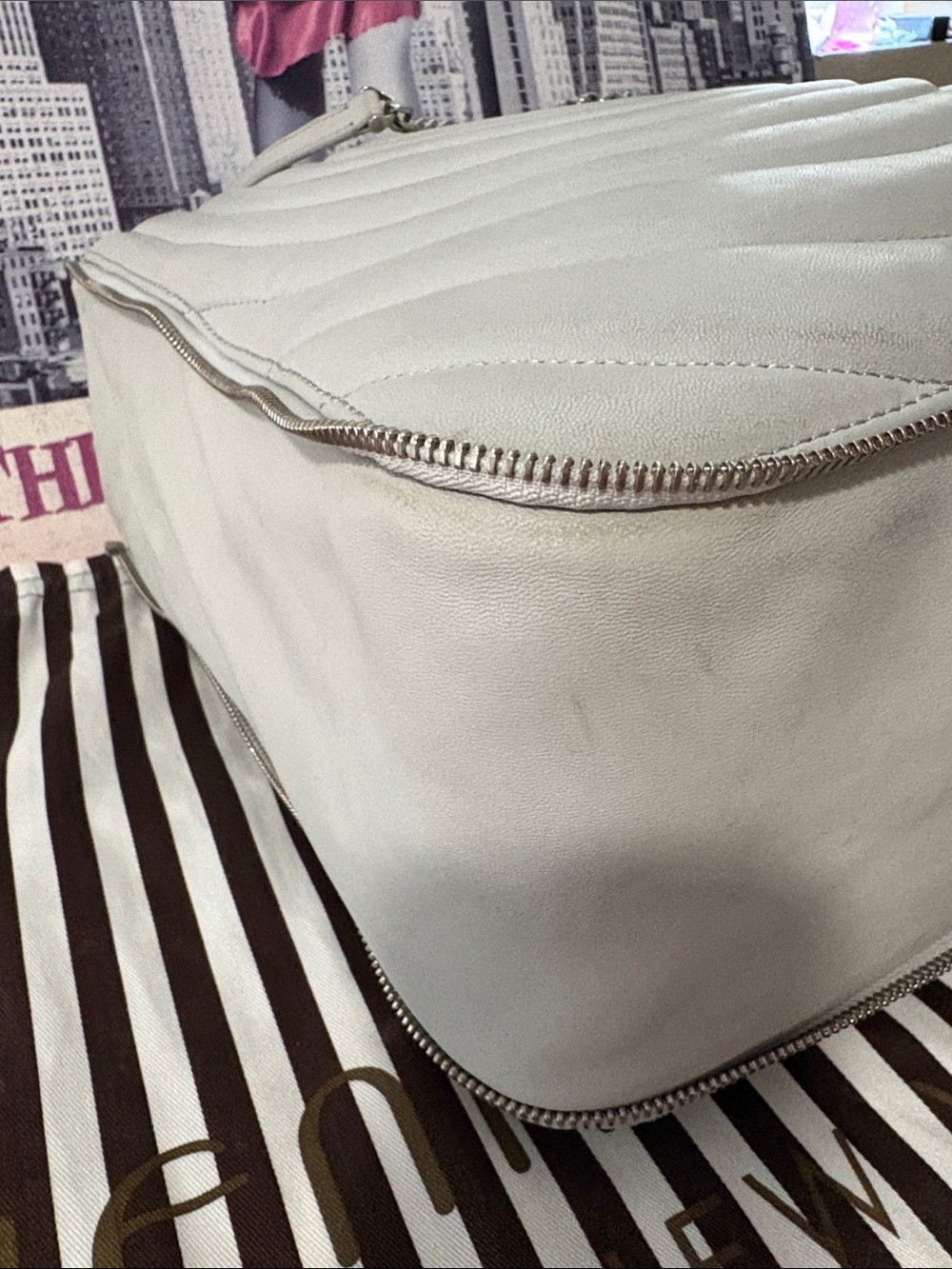 Henri Bendel No 7 Quilted lambskinnTote Bag in Light Gray - Picture 10 of 16